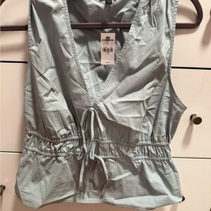 Express Women's Light Gray V-Neck Tank Top